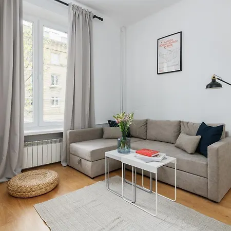 Oomph Nowy Swiat Apartment Warsaw