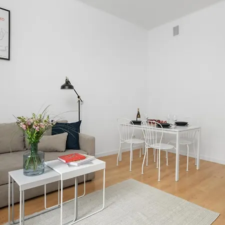 Apartament Oomph Nowy Swiat Warszawa