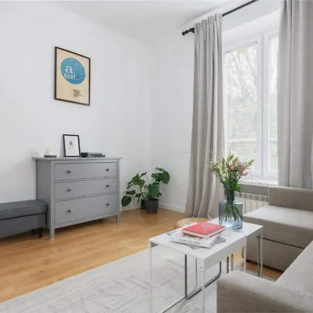 Oomph Nowy Swiat Apartment Warsaw